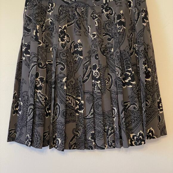 Vintage M mini skirt floral cottagecore pleated gray black white preppy fairy - Picture 3 of 7